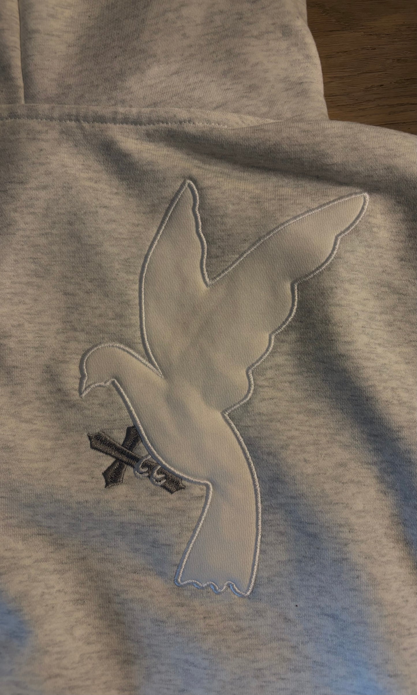 DOVE HOODIE - GREY